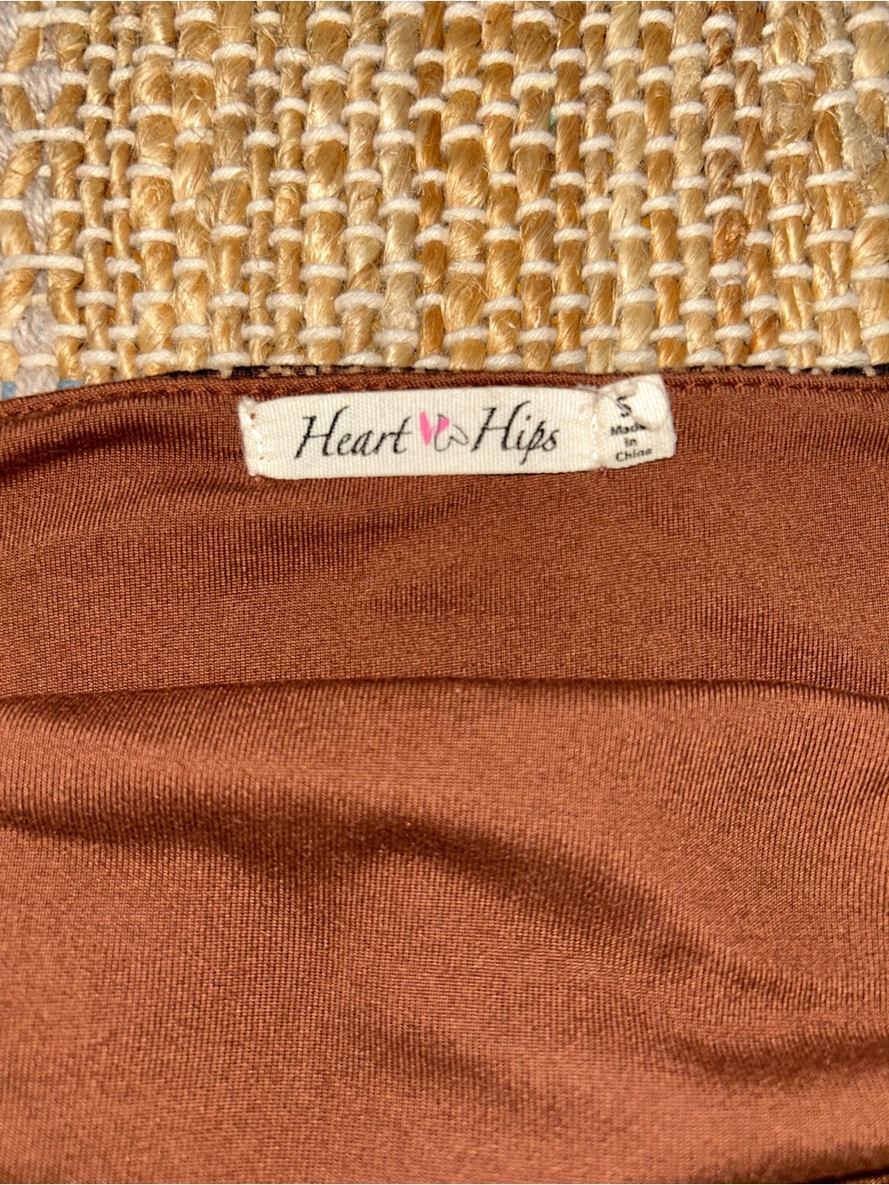 Heart Hips Rust-Brown Cami Top - Picture 3 of 3